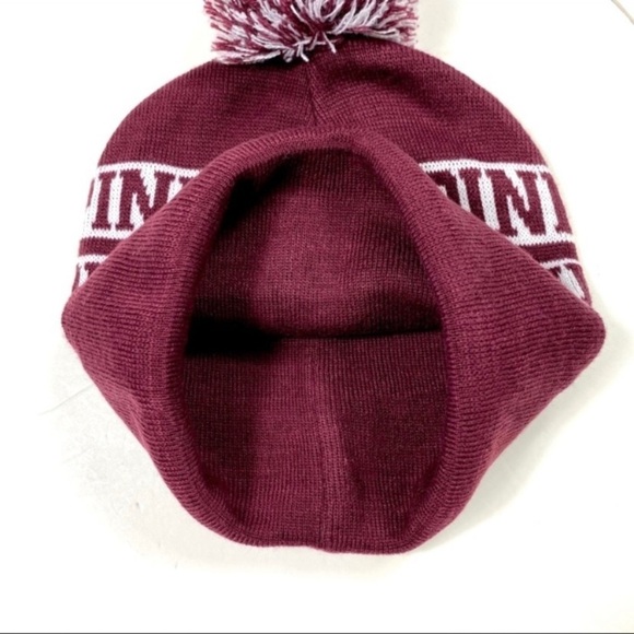 VICTORIA’S Secret Pink Spell out Logo Knitted Winter Snow Hat in Burgundy - Picture 4 of 6